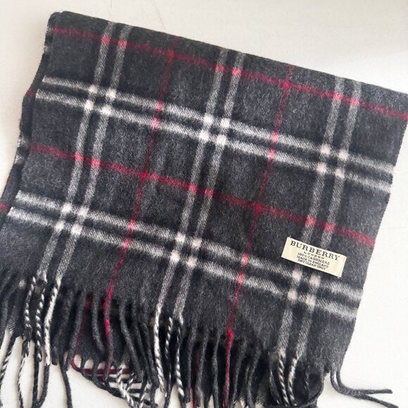 Burberry Charcoal Grey Novacheck Plaid Cashmere Scarf - Picture 1 of 3